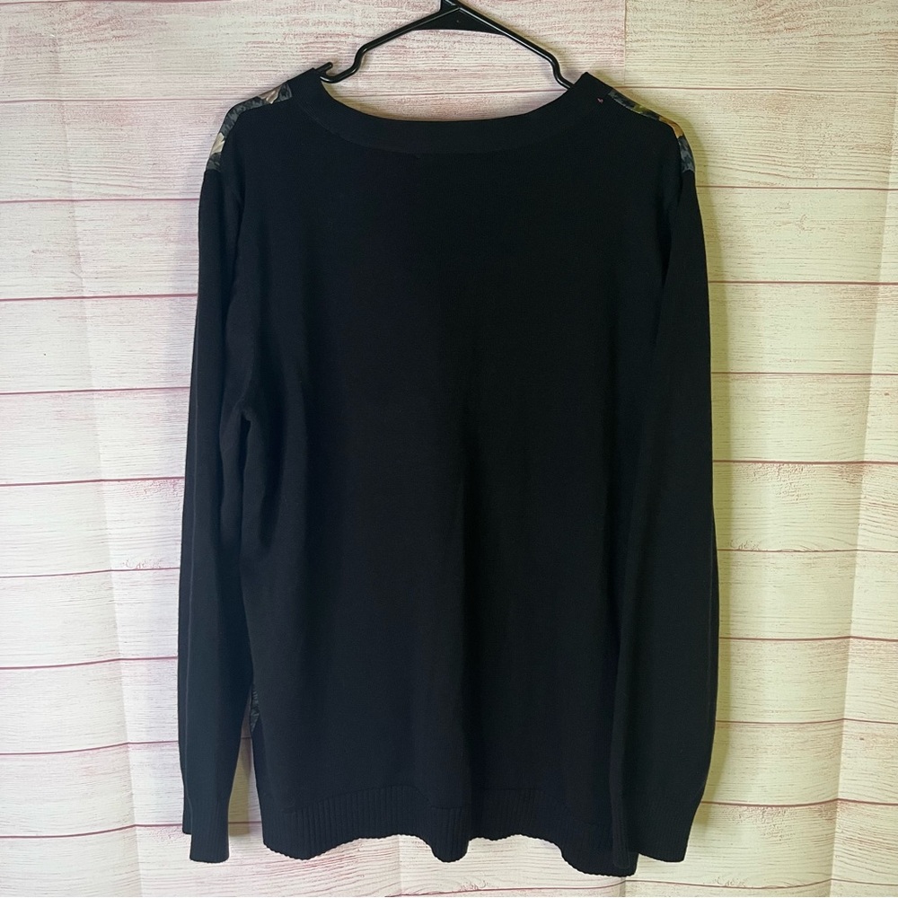 Isaac Mizrahi Estate Gold Crest Button Satin Front Cardigan Sweater Size XL - Picture 8 of 8